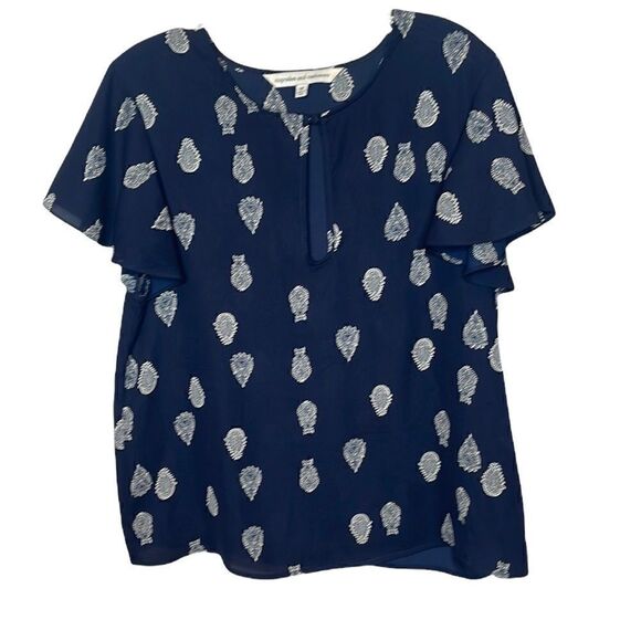 Cupcake And Cashmere Short Sleeve Blouse. Size Medium. - Picture 1 of 7